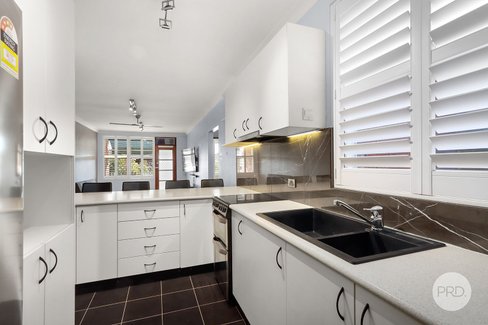 2/11 Rosa, OATLEY NSW 2223