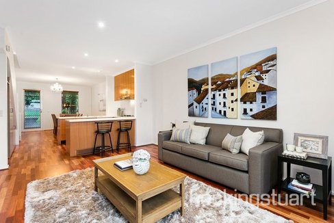 211 Wiltshire Drive Kew 3101