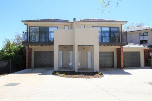 2/1106A Gregory Street, LAKE WENDOUREE VIC 3350