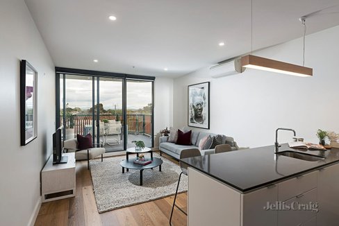 211/115 Victoria Road Northcote 3070