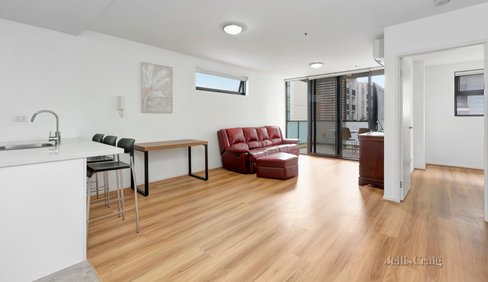 211/2 Olive York Way Brunswick West 3055