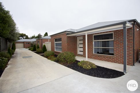 2/1124A Lydiard Street North, BALLARAT NORTH VIC 3350