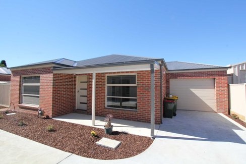 2/1124A Lydiard Street North, BALLARAT NORTH VIC 3350