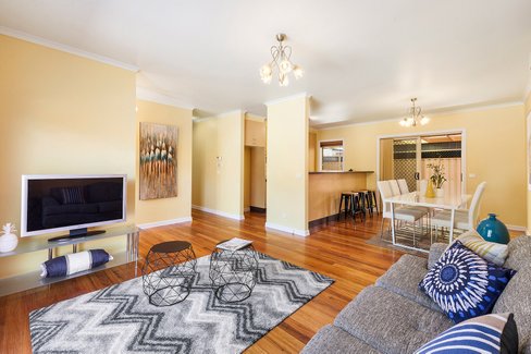 2/113 Springfield Road Blackburn North 3130