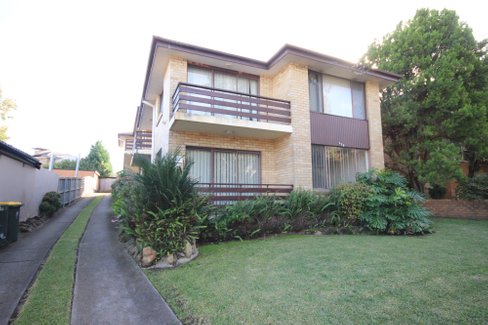 2/113 Wellbank Street, NORTH STRATHFIELD NSW 2137