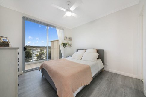 2116/10 Fifth Avenue, Palm Beach QLD 4221