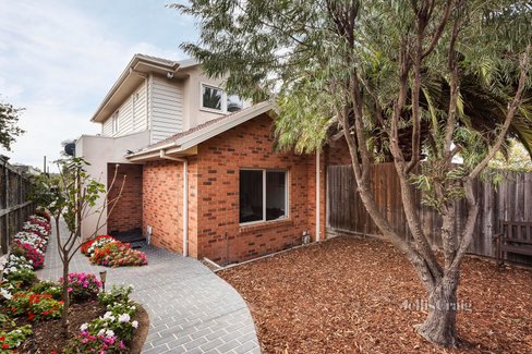2 119 Dundas Street Preston 3072