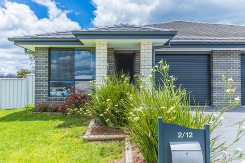 2/12 Bellas Way, TAMWORTH NSW 2340