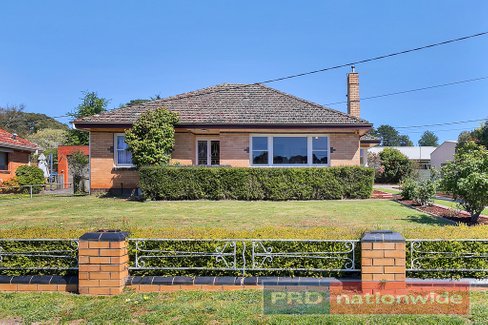 212 Daylesford Road, BROWN HILL VIC 3350
