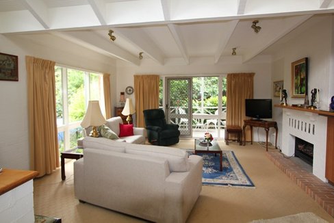 212 Eddy Avenue, MOUNT HELEN VIC 3350