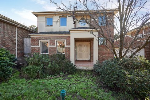 2/12 Thea Avenue Balwyn North 3104