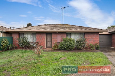 2/12 Vale Street, ALFREDTON VIC 3350