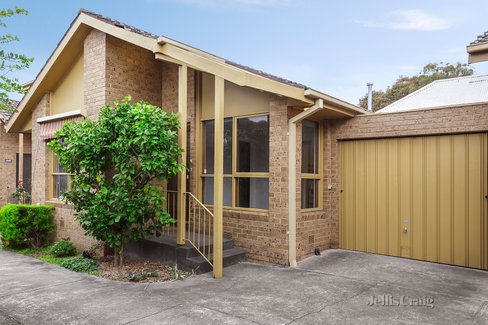 2/120 Rochester Road Balwyn 3103