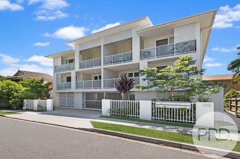 2/125 Franz Road, CLAYFIELD QLD 4011