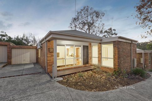 2 1298 Main Road Eltham 3095