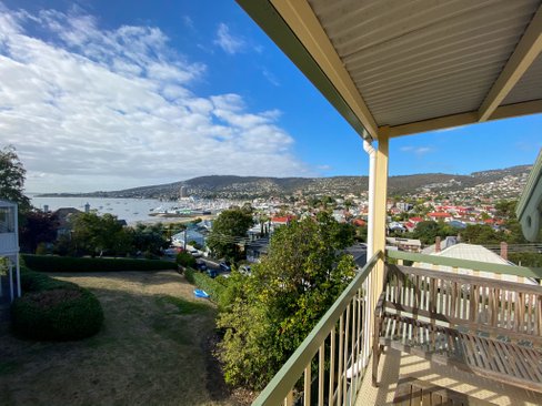 2/13 Bath Street, BATTERY POINT TAS 7004