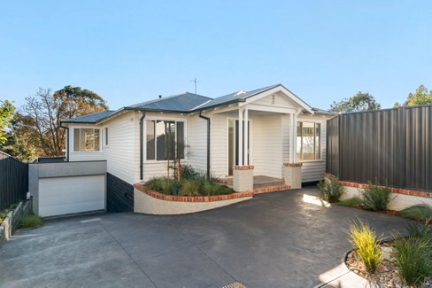 2/13 Hoban Avenue Montmorency 3094