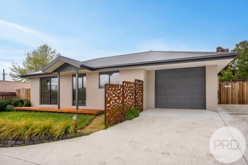 2/13 Lewan Avenue, KINGSTON TAS 7050
