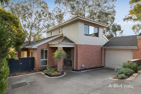 2/13 Sylvan Street Montmorency 3094
