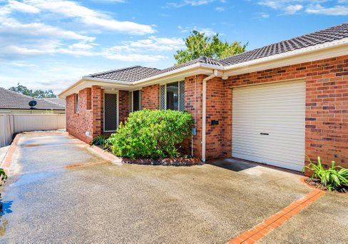 2/14 Unara Road, DAPTO NSW 2530