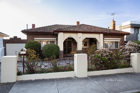 214 Victoria Road Northcote 3070