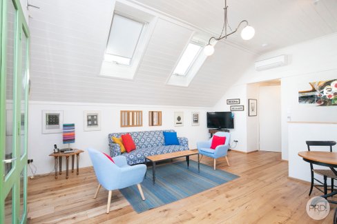 2/148B Inglis Street, BALLAN VIC 3342