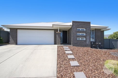 215 Kosciuszko Road, THURGOONA NSW 2640