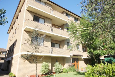 2/16-20 High Street, CARLTON NSW 2218