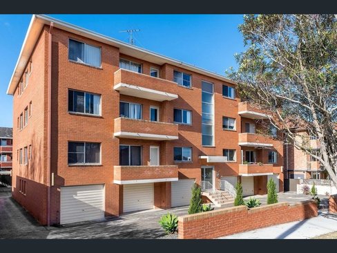 2/16-22 Guinea Street, KOGARAH NSW 2217