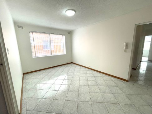 2/16 Colin Street, LAKEMBA NSW 2195