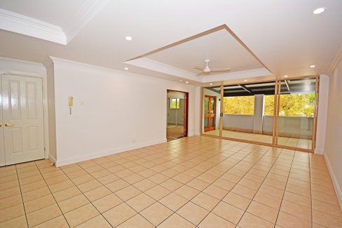 2/16 Elizabeth Street, POTTSVILLE NSW 2489