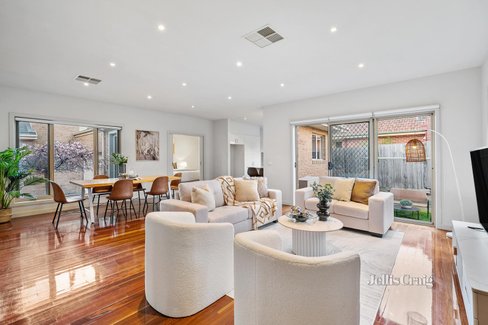 2 16 Elm Grove Mount Waverley 3149