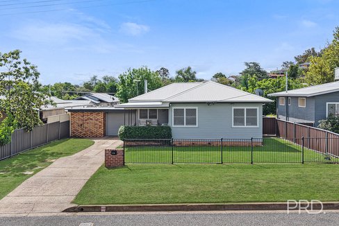216 Johnston Street, NORTH TAMWORTH NSW 2340