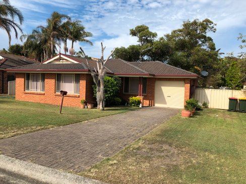216 Rocky Point Road, FINGAL BAY NSW 2315