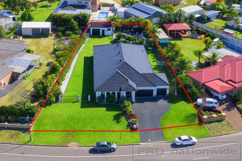 216 Somerset Drive, THORNTON NSW 2322