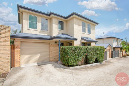 2/16 William Street, EAST MAITLAND NSW 2323