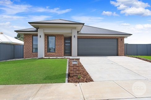 217 Brooklyn Drive, THURGOONA NSW 2640
