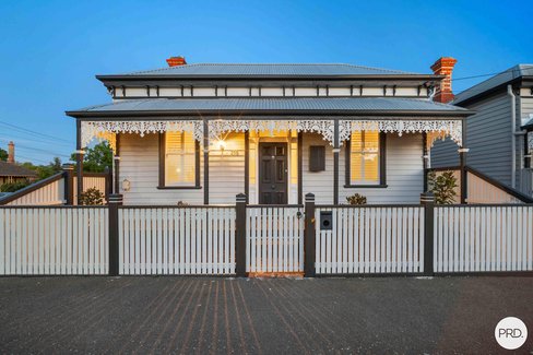 218 Armstrong Street North, SOLDIERS HILL