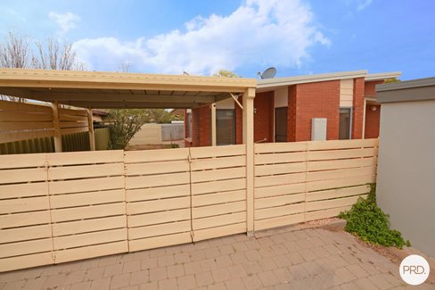 2/18 De Garis Drive, MILDURA VIC 3500