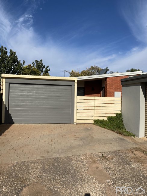 2/18 De Garis Drive, MILDURA VIC 3500