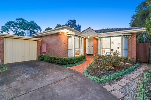 2 18 Edith Street Glen Waverley 3150