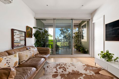 218 86 Macaulay Road North Melbourne 3051
