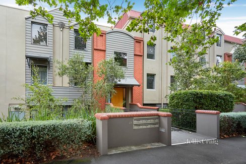 2 19 River Street Richmond 3121