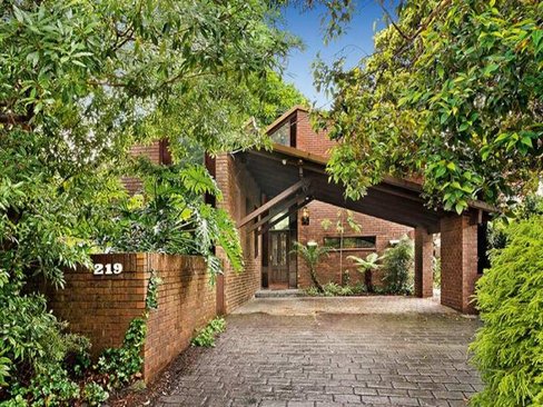 219 Union Road Surrey Hills 3127