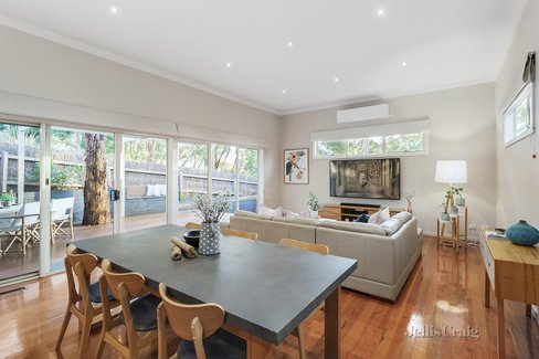 2/19 Wilson Avenue Montmorency 3094