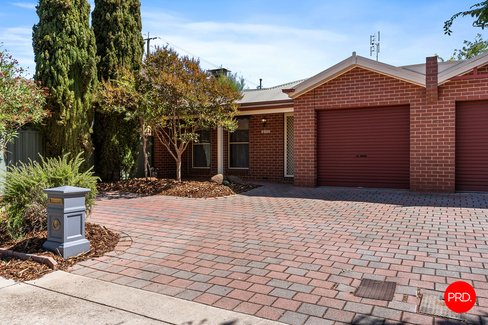 2/192 Mackenzie Street West, GOLDEN SQUARE