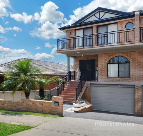 21A Dunkirk Avenue, KINGSGROVE NSW 2208