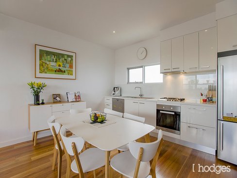 2 1a Regent Street Ascot Vale 3032