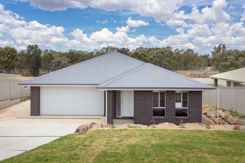 21A Sunvale Crescent, ESTELLA NSW 2650