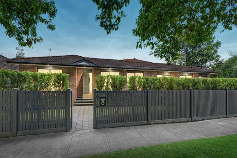 2/1B Bute Street Murrumbeena 3163